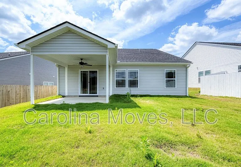 1303 Lindale Pl — Photo 23