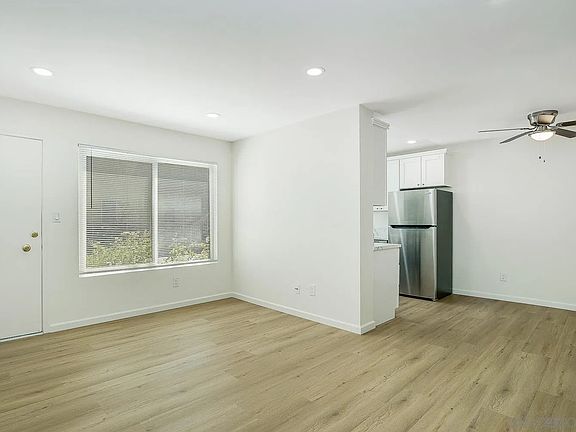 5th image of 4152 32nd St