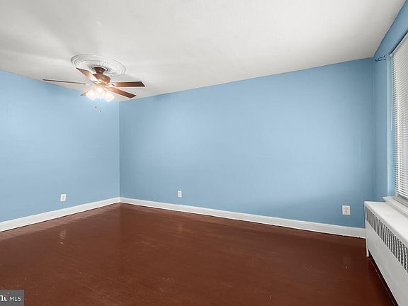 5th image of 4236 Nicholas Ave
