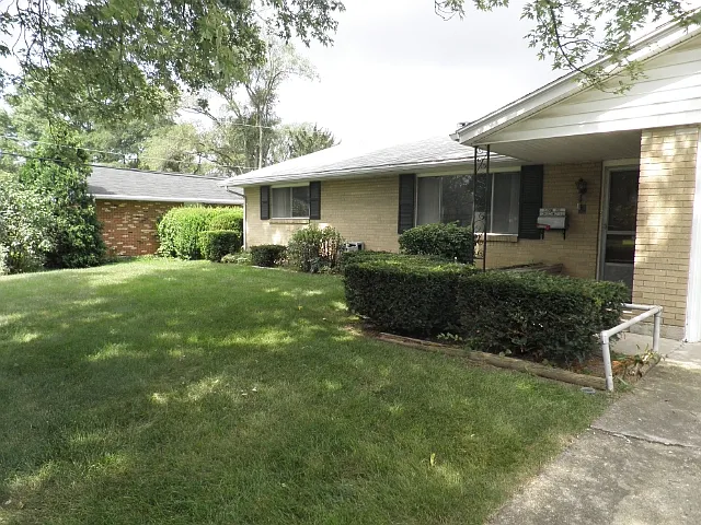 5119 Weddington Dr photo 1