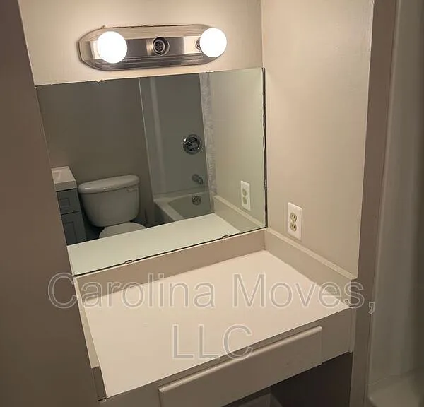 2530 E North St #2-H — Photo 14