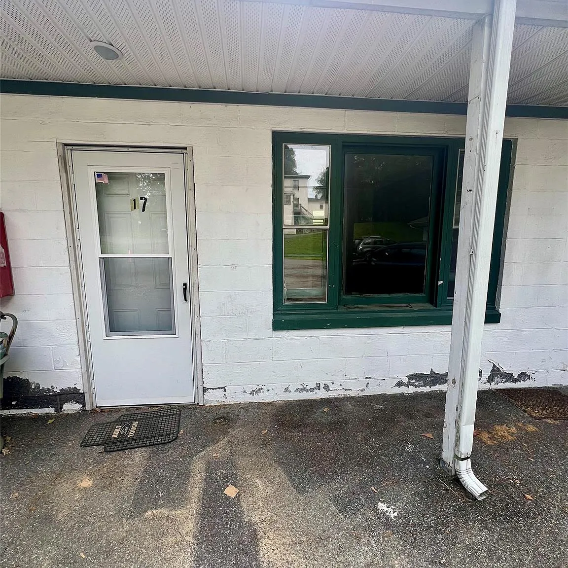 Studio, 1.0 bath, 400 sqft, $1,200 — Photo 1