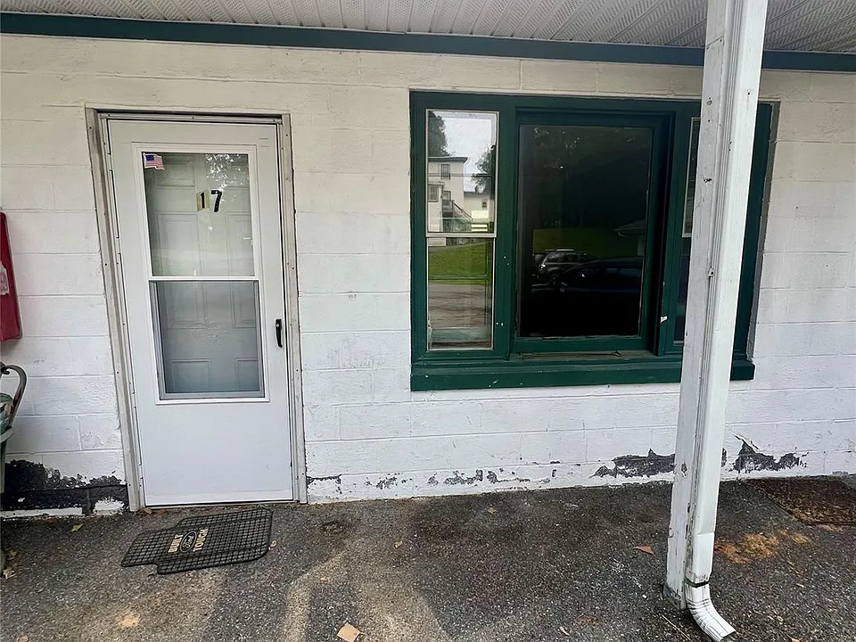 1612-1616-1616 Route 9W #17