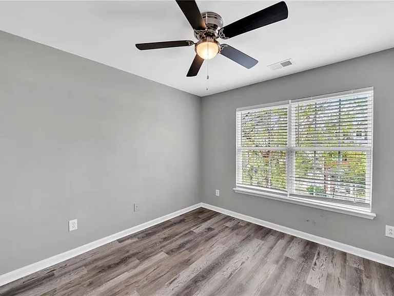 614 Market Place Ln — Photo 7