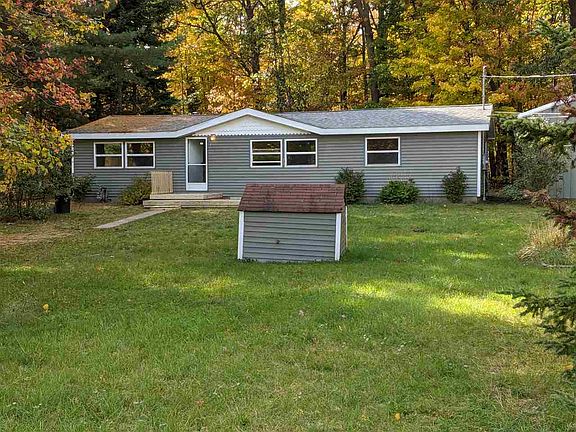2nd image of 131 Forest Park Ct