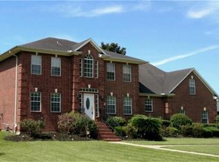 1214 S Country Club Dr, Shoreacres, TX 77571