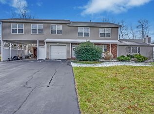 2 Helen St, Bayville, NJ 08721