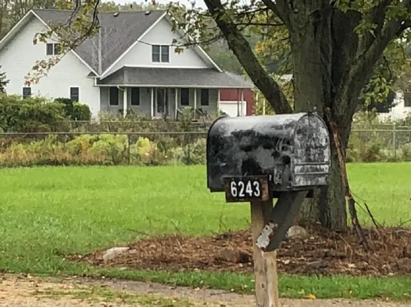 6243 Church Rd, Fair Haven, MI 48023