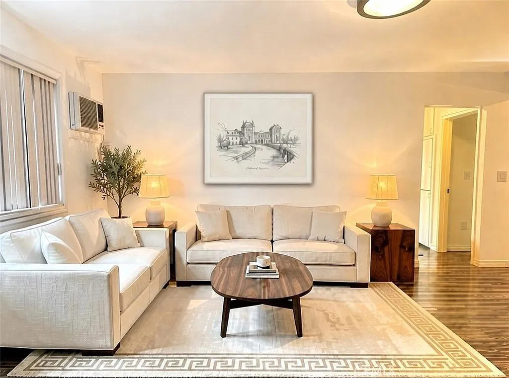 2 bed, 980 sqft, $2,480 — Photo 2