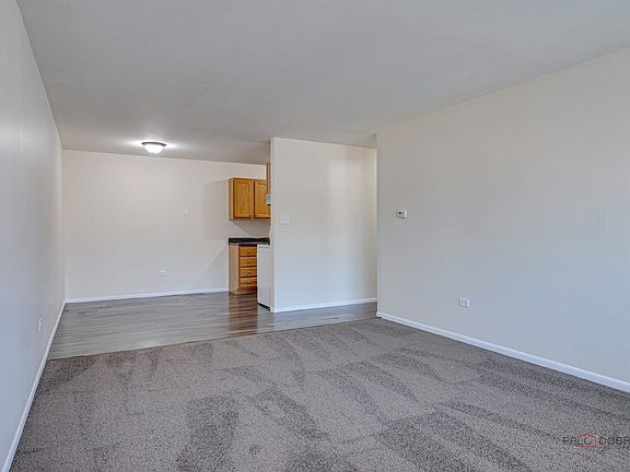 4th image of 550 Deepwoods Dr #2O