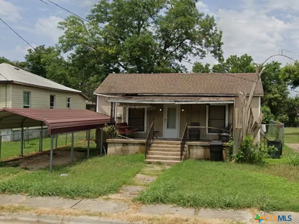 1004 S 12th St, Temple, TX 76504