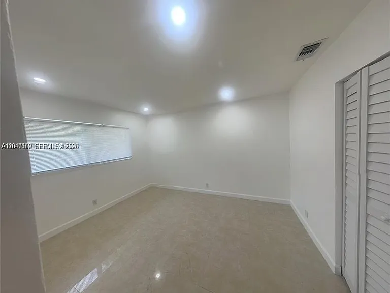 2701 NW 105th Ter — Photo 14