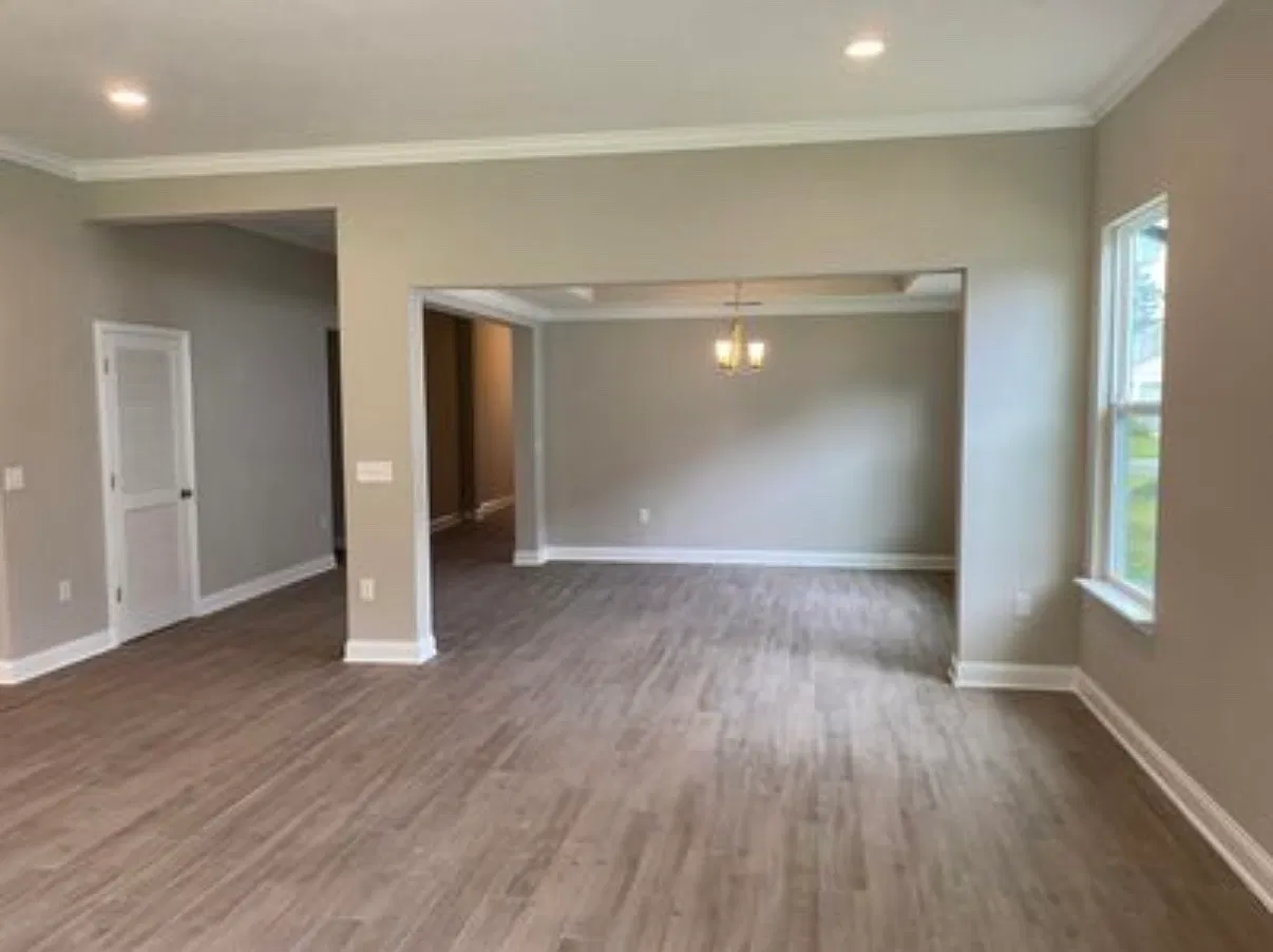 4 bed, 2795 sqft, $3,800 — Photo 4