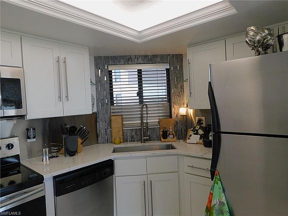 5th image of 18120 San Carlos Blvd APT 503