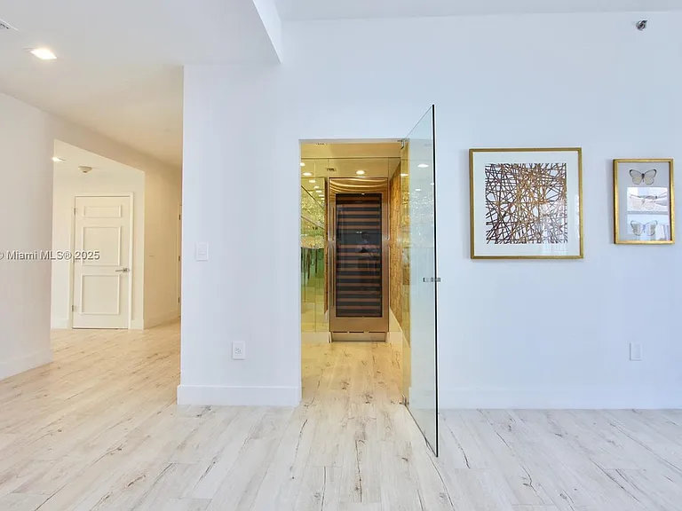 3500 Island Blvd #DPH01 — Photo 8