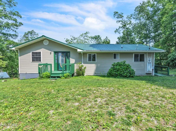 131 Shady Ln, Caryville, TN 37714
