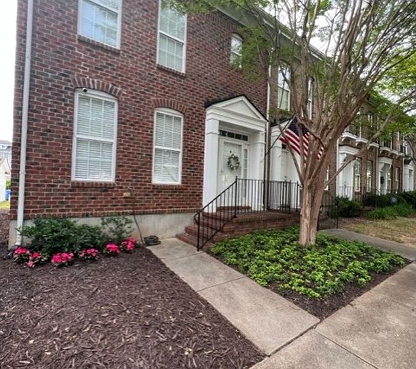 1st image of 186 Welton Way