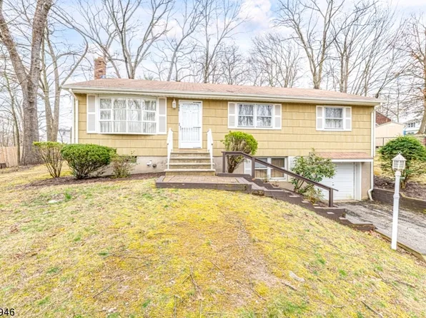 556 Ridge Rd, West Milford Twp., NJ 07480