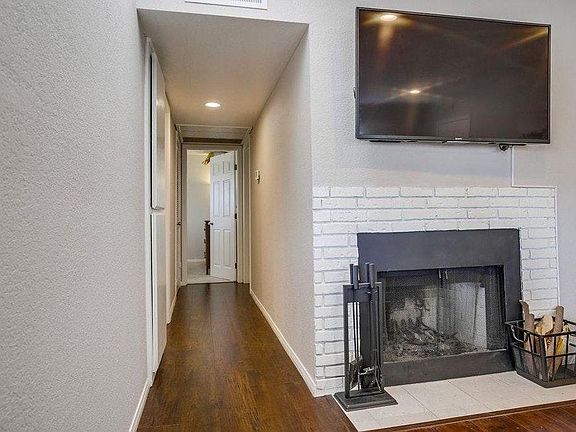 4th image of 2835 C St Unit 6