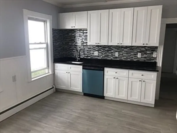 31-33 Brackett St #1 — Photo 3