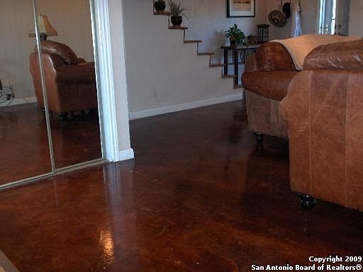5th image of 7314 OAK MANOR DR #28