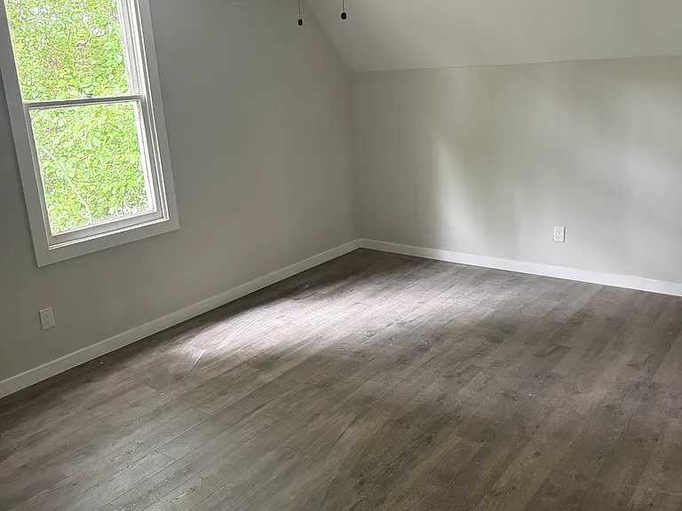721 E Corrington Ave — Photo 10