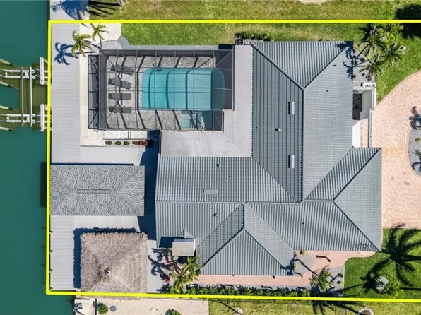 181 Ibis ST, FORT MYERS BEACH, FL 33931