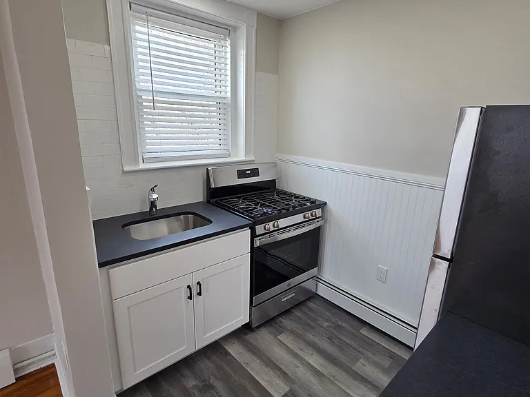 16 Newhall Street — Photo 18
