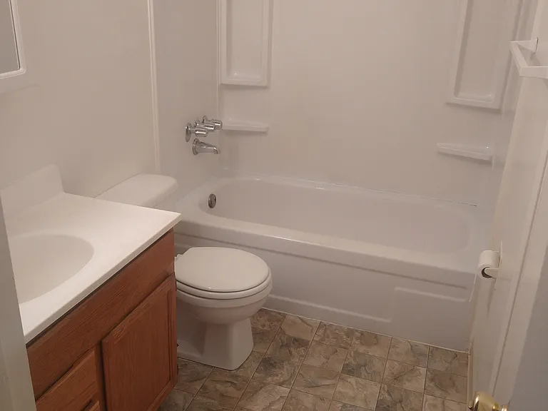 Park Place Apartments — Photo 5