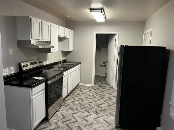 674 Hawthorne Ave E APT 2, Saint Paul, MN 55106