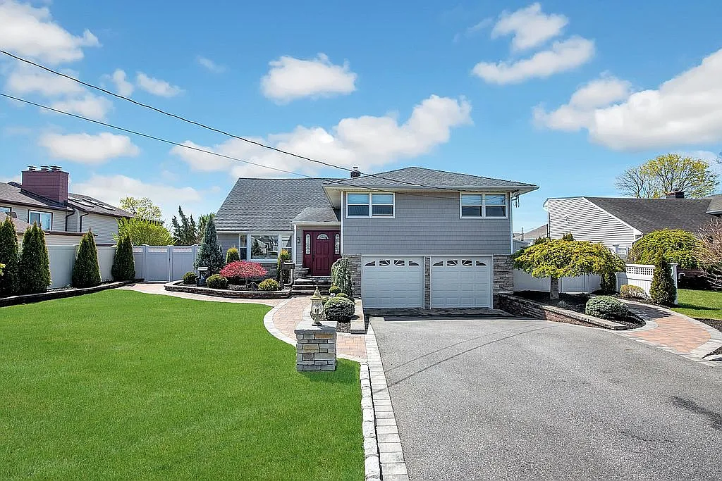 512 Avon Pl photo 1