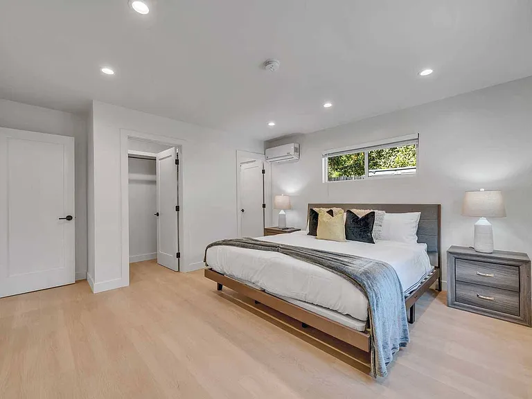 15335 Lemay St — Photo 4