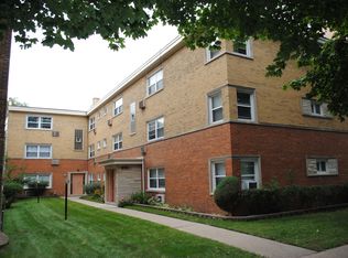 7410 N Oakley Ave APT 2A, Chicago, IL 60645