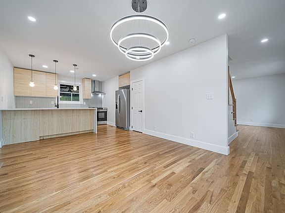 4th image of 3107 Laurel Forest Dr