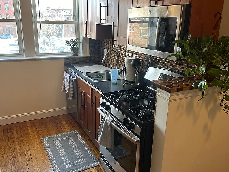 38 Day St Apartments — Photo 29
