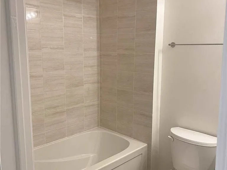 470 Arthur Bonner Ave — Photo 11