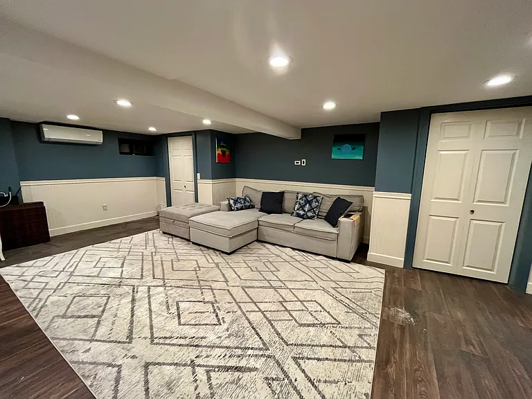 36 Lowell St — Photo 13