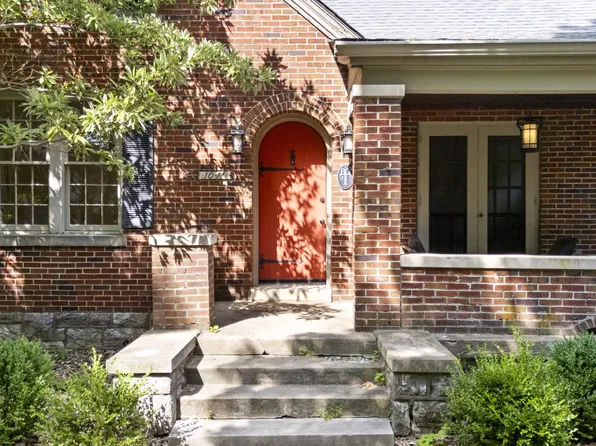 1041 Fontaine Rd, Lexington, KY 40502