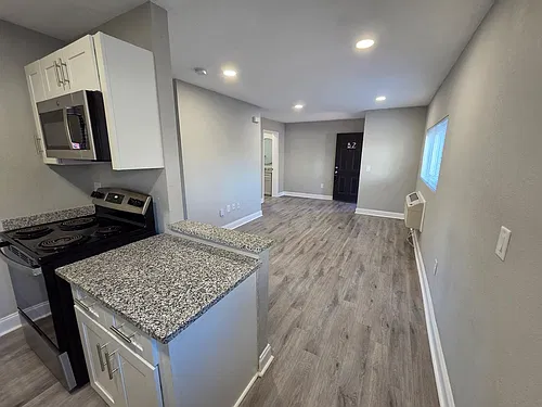 Floor plan B7