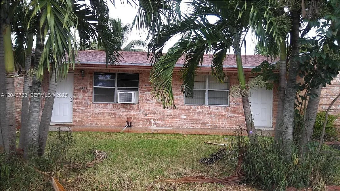 Sunshine Villas — Photo 1