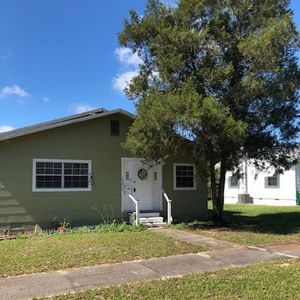 208 E Bullard Ave, Lake Wales, FL, 33853