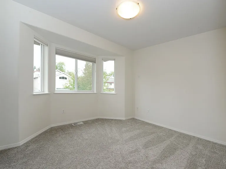 264 Dailey Ave #15 — Photo 8