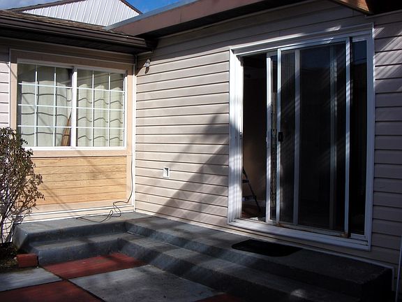5th image of 2912 McKenzie Dr