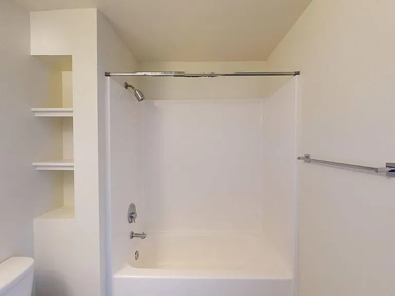 Platinum Apartments — Photo 12