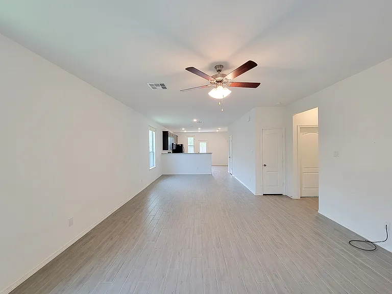 25395 Northpark Lake Dr — Photo 18