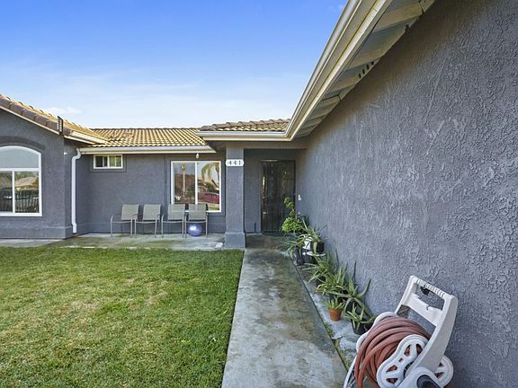 3rd image of 441 W Glenhaven Court