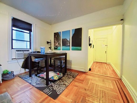 3rd image of 325 1st St APT B8