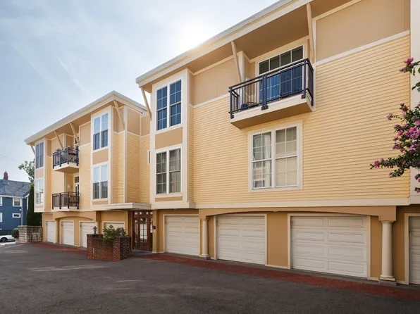 27 Osgood St Unit 6, Somerville, MA 02143