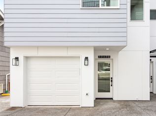 7717 B Mary Ave NW #B, Seattle, WA 98117