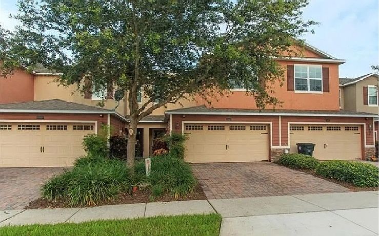 2nd image of 1547 Priory Cir